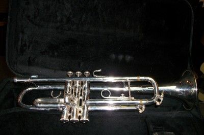 Vincent Bach Mercedes Intermediate Silver Trumpet 1983 1985