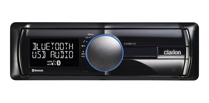 Clarion FZ501E Autoradio MIT ALLEM SCHNICKSCHNACK NEU